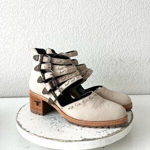 Lane Boots WESTANGO  Western Heels Tan Sandals Cowgirl Leather Buckle 9 NEW